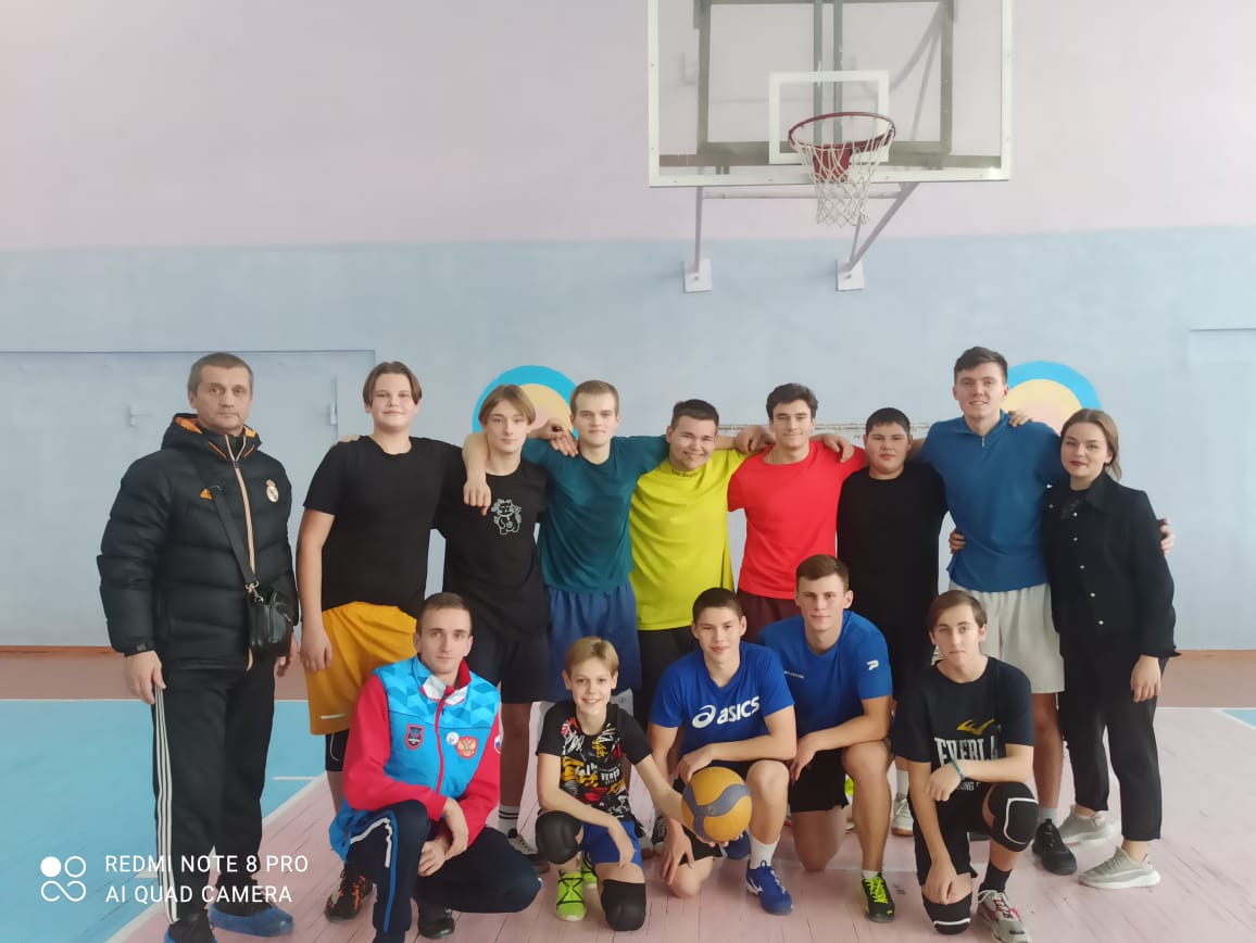 1 место. Первенство по волейболу среди школ г.Ефремова..